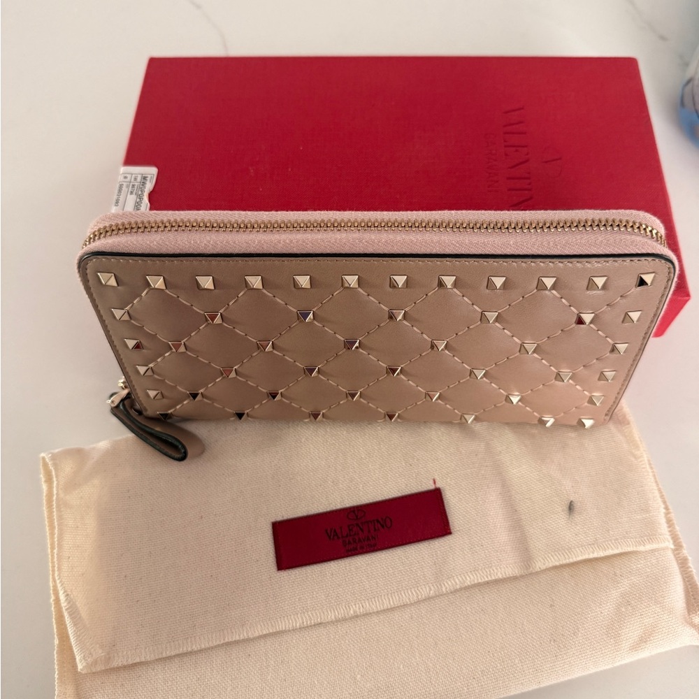 New Valentino Nude Studded Women's Wallet - Picture 4 of 5